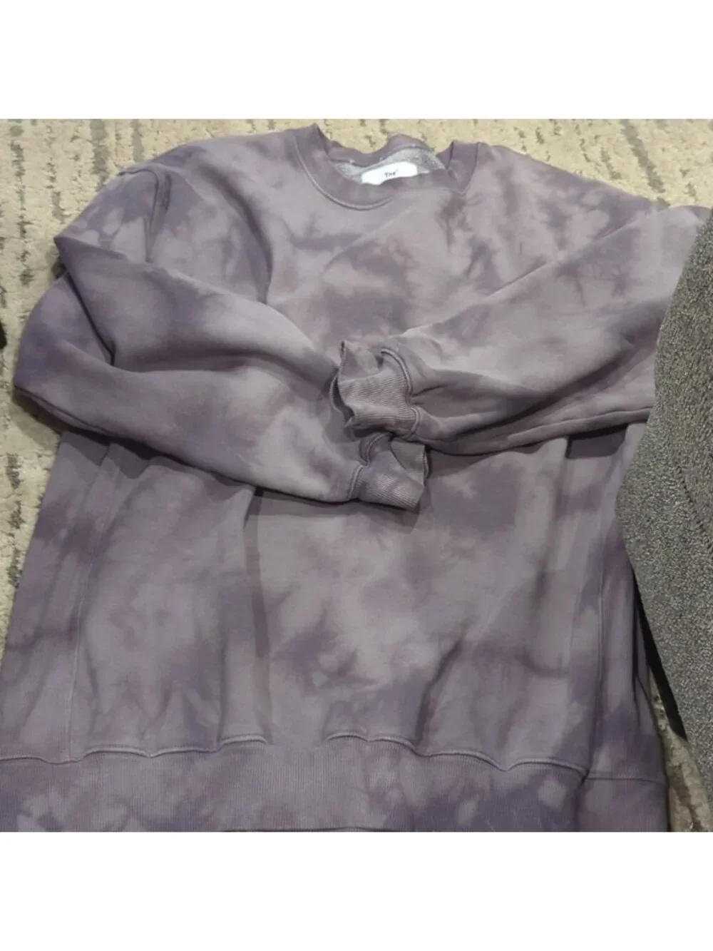 Aritzia TNA Oversized Crewneck tie dye purple sweatshirt